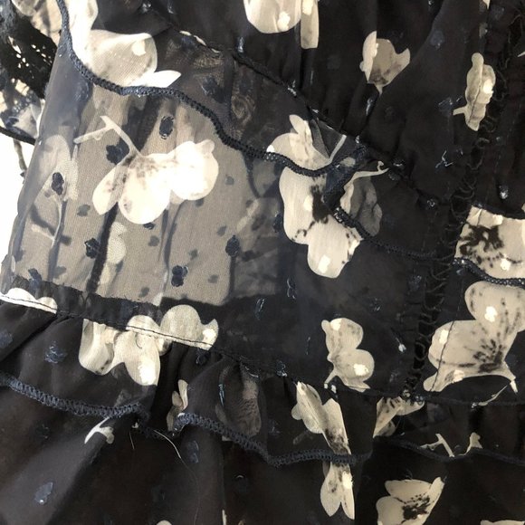 POL Floral Print Short Sleeve Navy Top - S - Picture 9 of 10